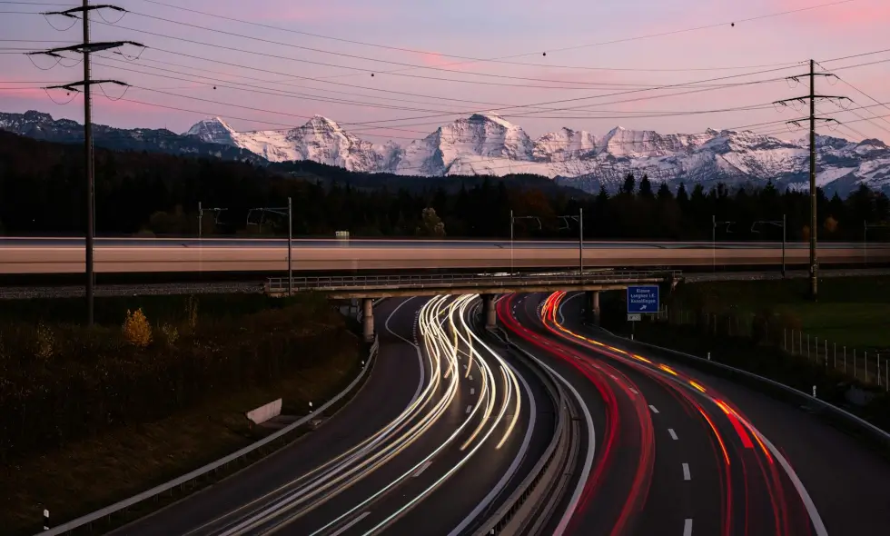 Korišćenje autoputeva u Švajcarskoj i prednosti digitalne e-vinjete