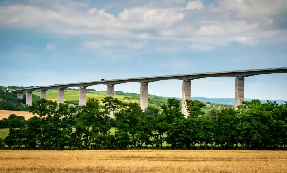 Viniete pentru autostrăzile din Ungaria: Cum și de ce să cumpărăm?